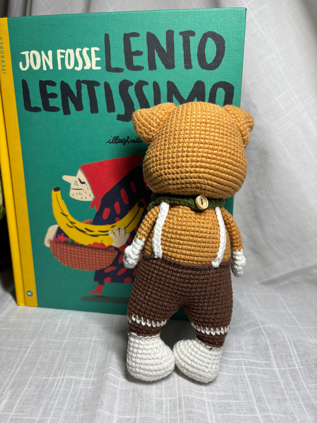 Shiba amigurumi con salopette — Photo 3